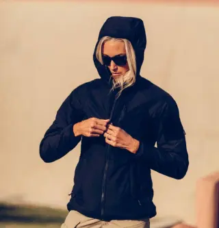 Куртка жіноча Helikon-Tex Women's Wolfhound Hoodie Чорна