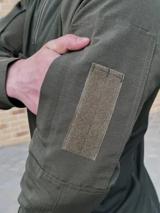 Ubaks olive Military CollPass Olive, Military shirt. BATALI