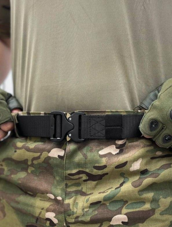 Ремінь тактичний з металевою пряжкою чорний