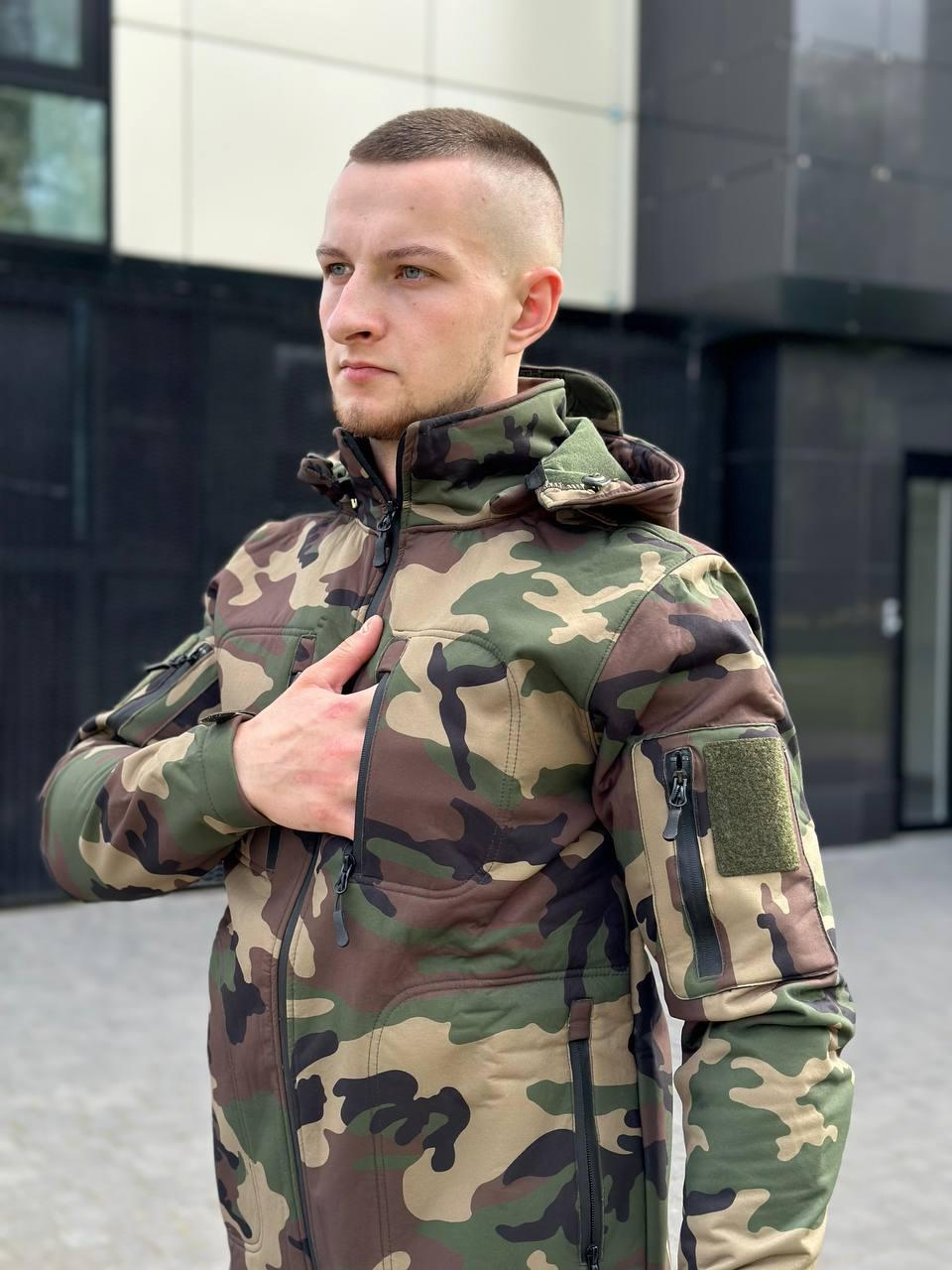 Куртка Софтшел британка