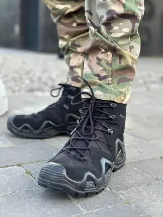 ЧЕРЕВИКИ "LOWA ZEPHYR GTX® MID MK2" Чорний