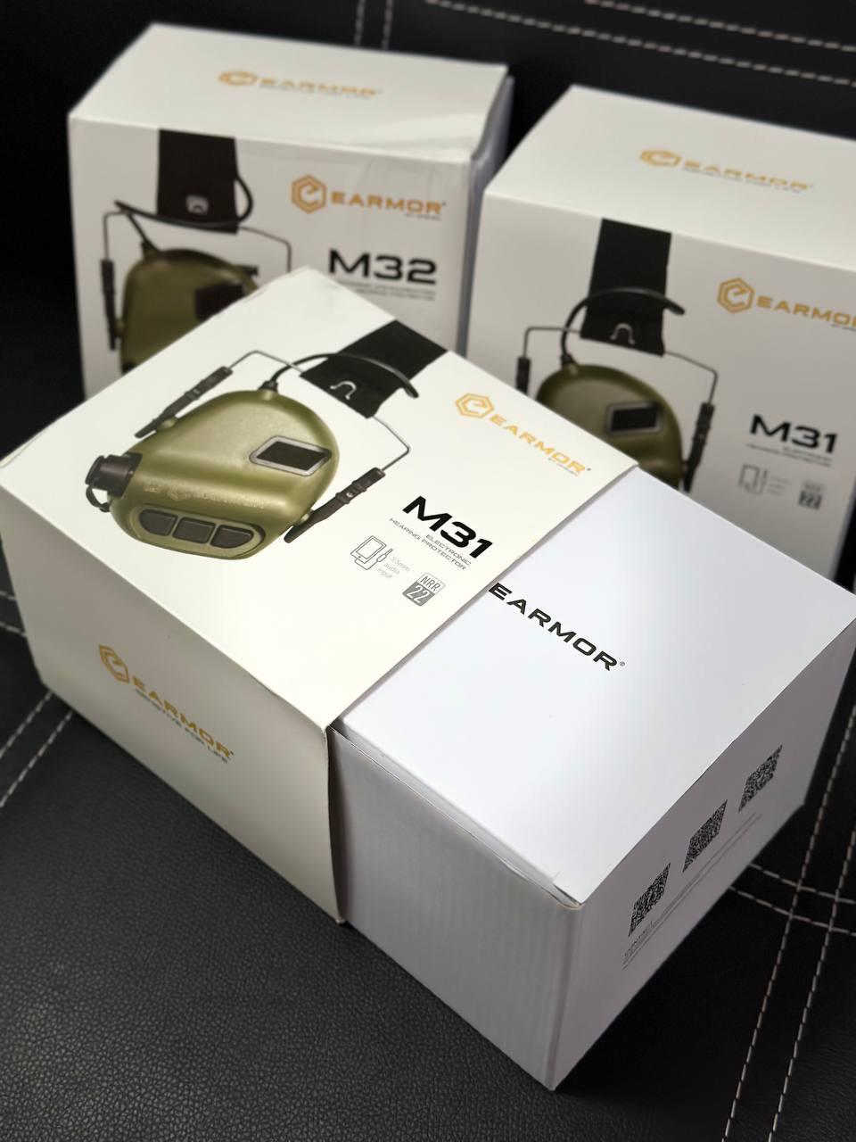 активні навушники M31