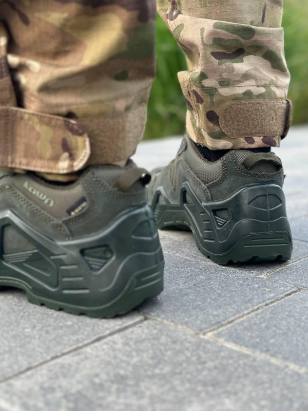 Тактичні Кросівки олива LOWA Gore-Tex Green