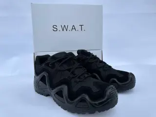 Тактичні Кросівки S.W.A.T Чорні Black