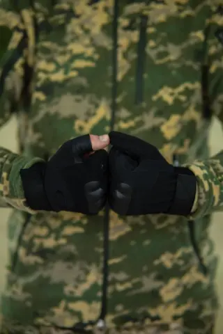 рукавиці безпалі Okley чорні