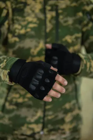 рукавиці безпалі Okley чорні