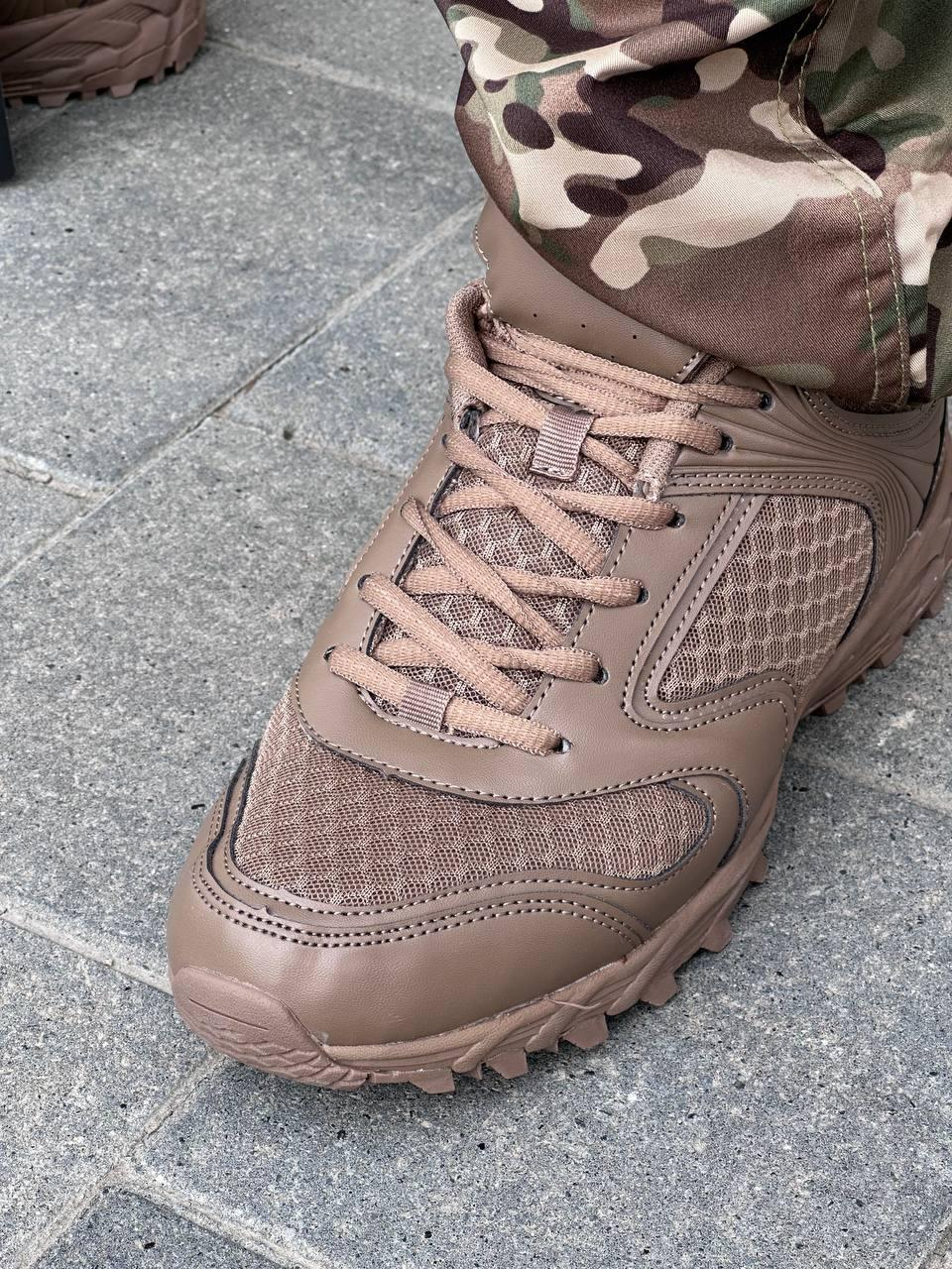 Кросівки тренувальні MIL-TEC Bundeswehr Sport Shoes Coyote.