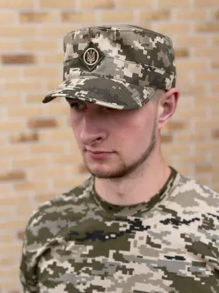 статутна кепка піксель з кокардою