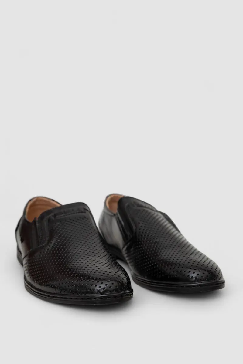 Туфлі чоловічі з перфорацією, колір чорний, 243RB1972