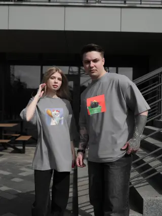 Футболка сіра (принт коти прибирання)