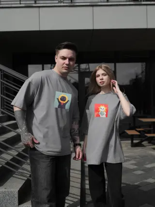 Футболка сіра (принт коти полив)