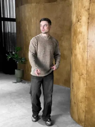 Светр плюш коричневий