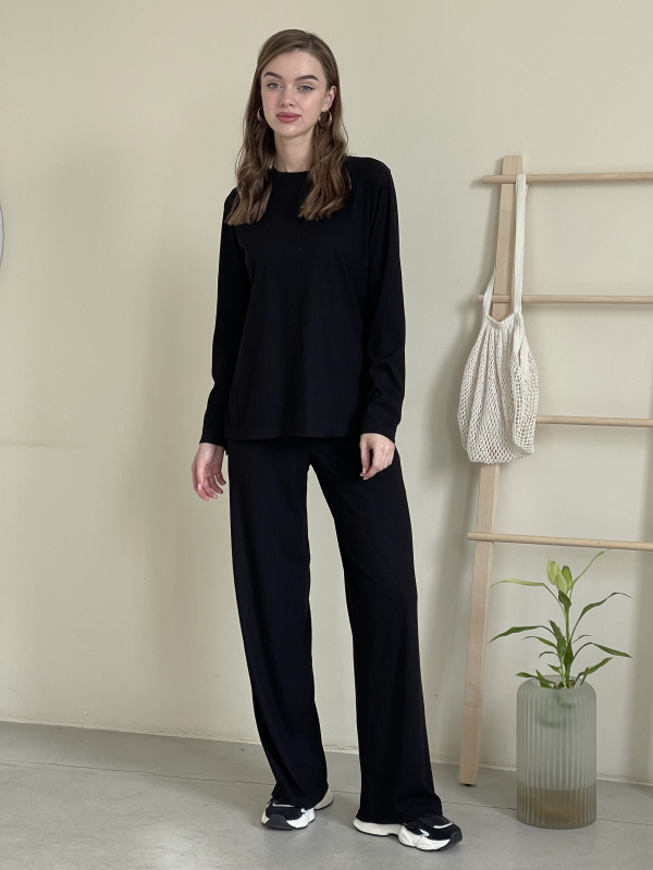 Костюм з широкими брюками в рубчик чорний Merlini Менто