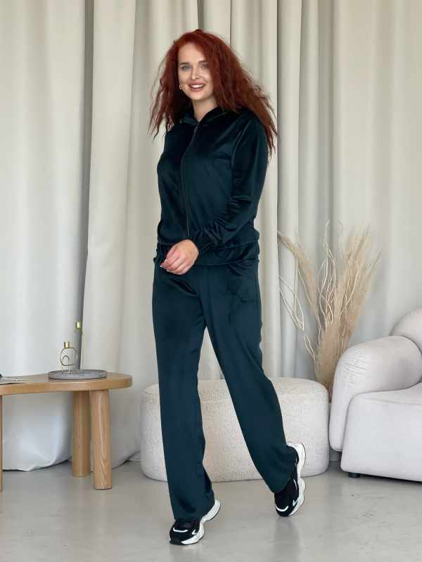 Жіночий велюровий костюм із кофтою на блискавці зелений Merlini Варна
