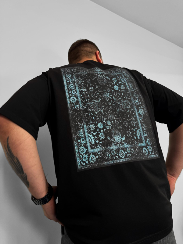 Футболка чорна (carpet5)