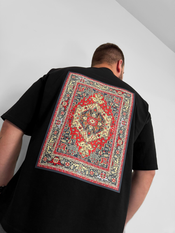 Футболка чорна (carpet1)