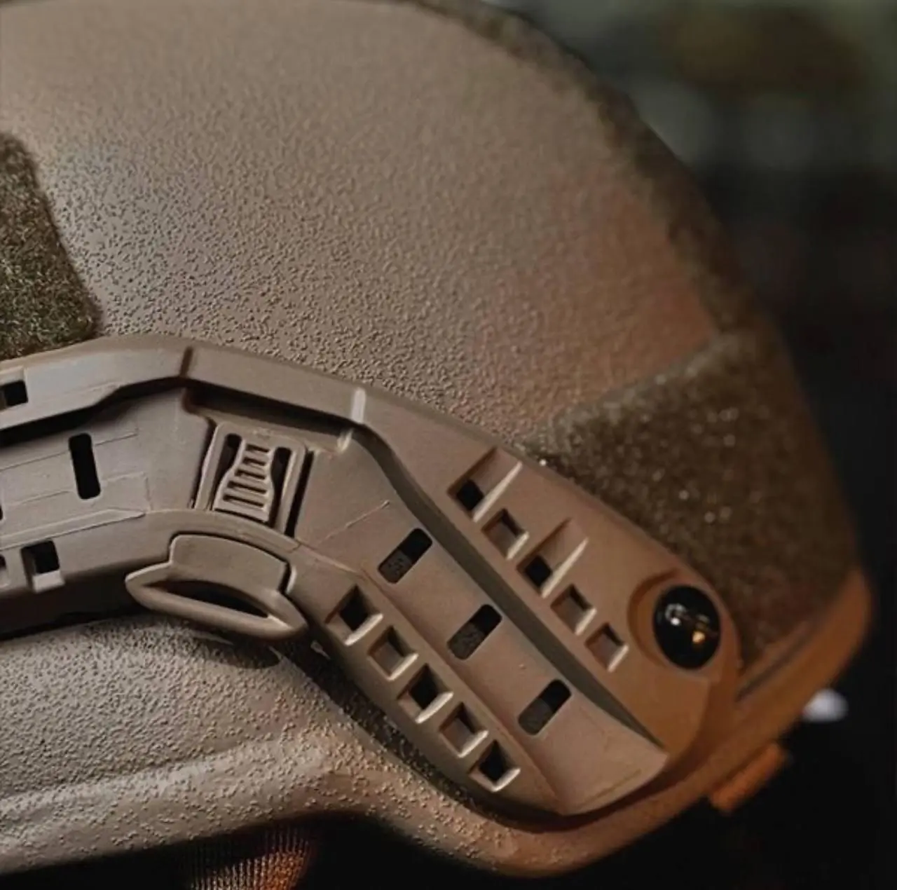 Балістичний шолом Kevlar MICH Mid-Cut Eclipse Gen III Coyote