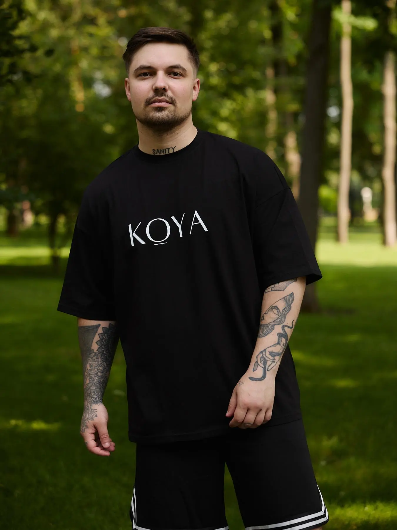 Футболка чорна (rich)