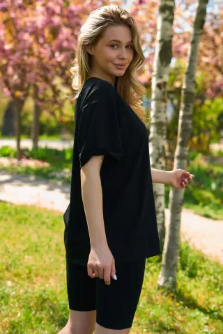 Футболка жіноча "Jully" чорна