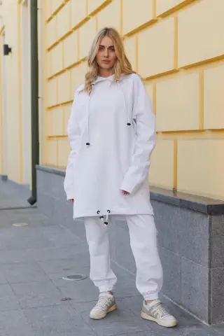 Костюм жіночий "Oversize" білий
