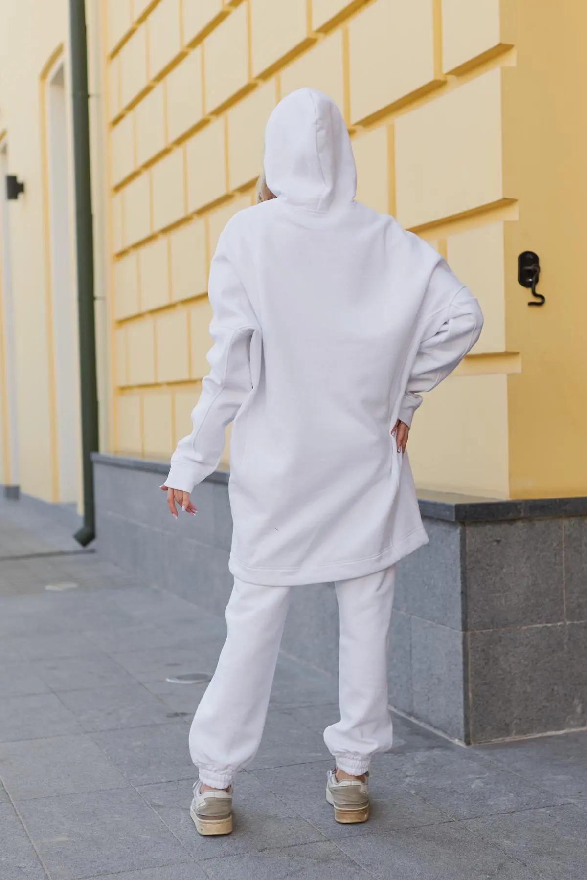 Костюм жіночий "Oversize" білий