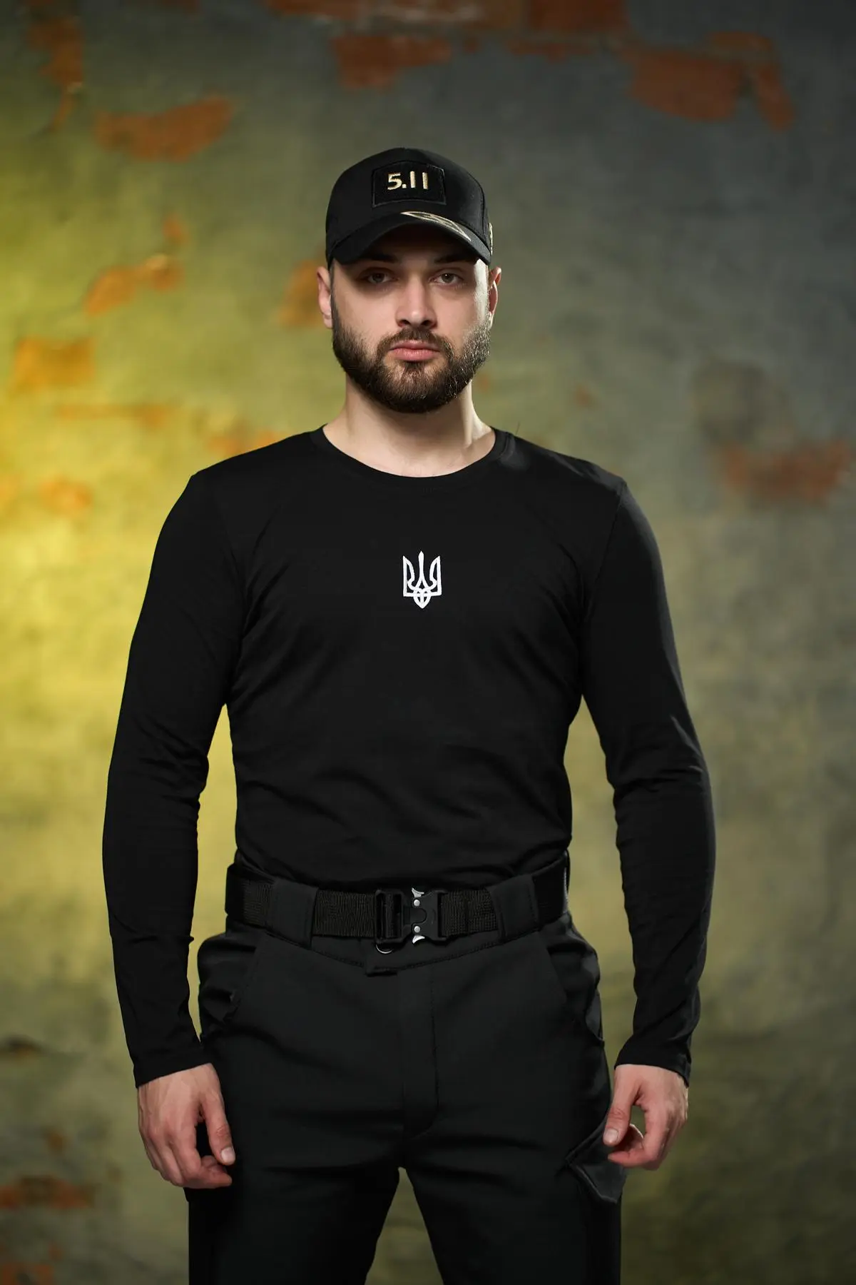 Лонгслів чоловічий "Pulse" Intruder чорний з тризубом