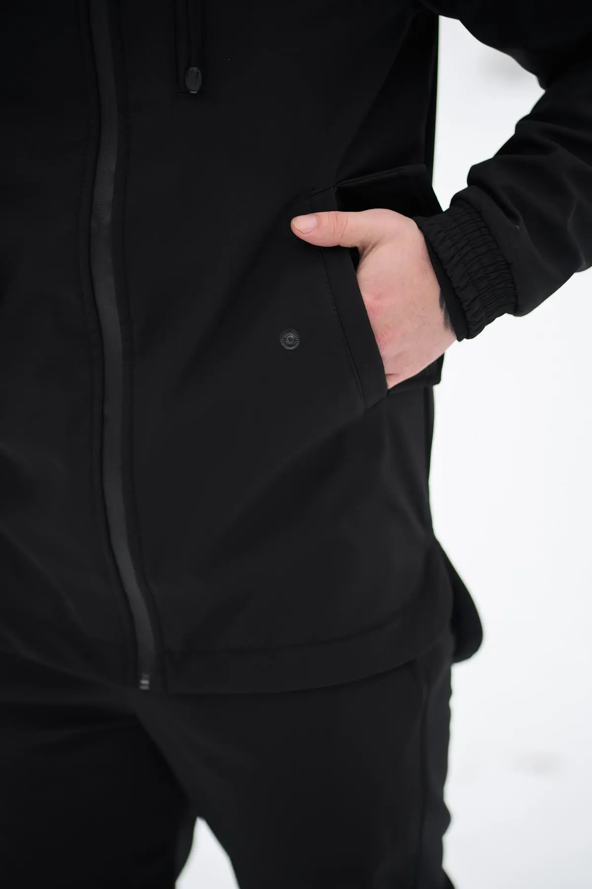 Куртка чоловіча soft shell Intruder чорна