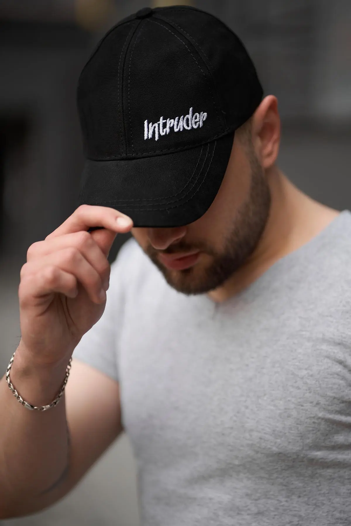 Кепка чоловіча Intruder mal чорна