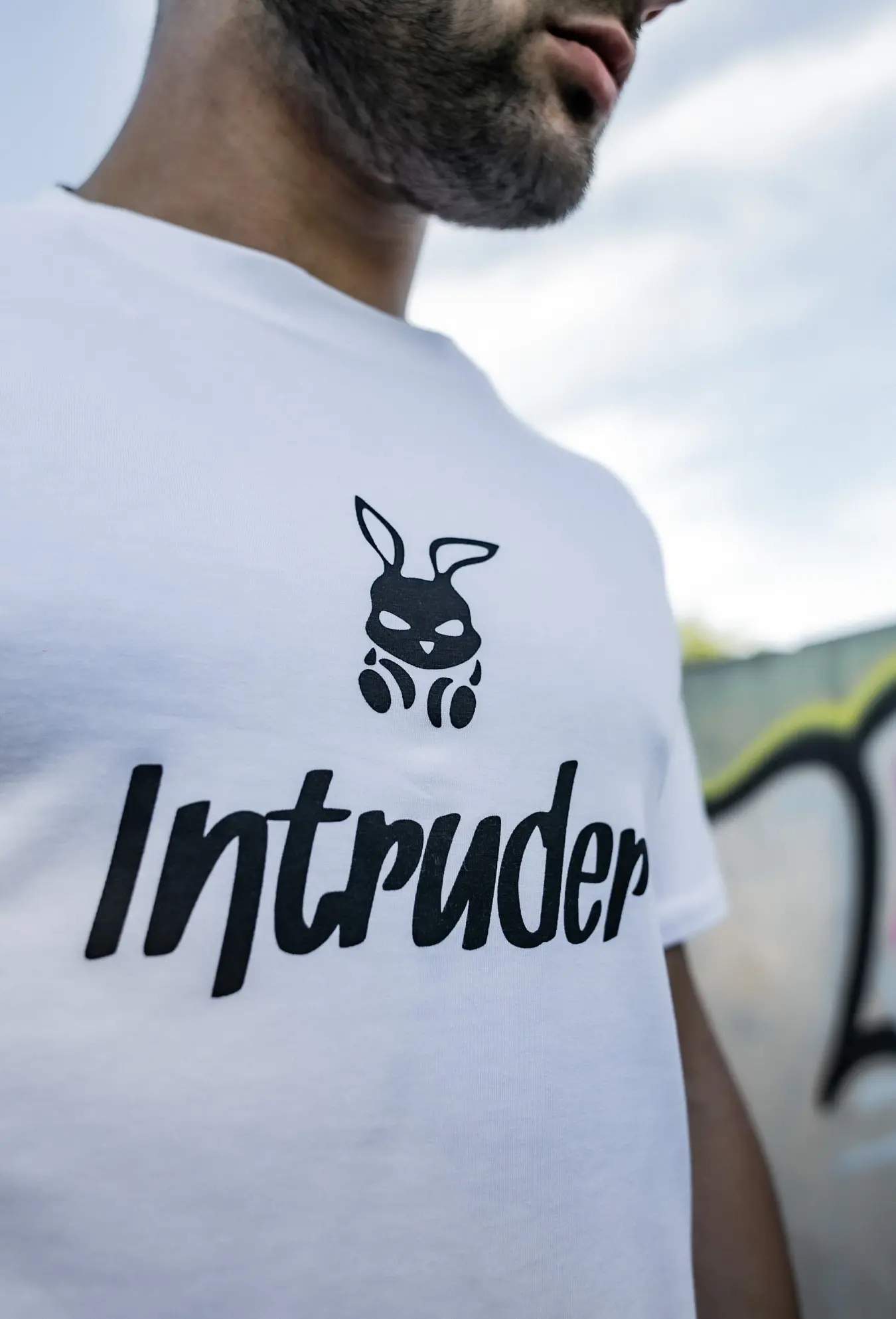 Футболка мужская "Bunny" Intruder белая