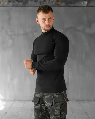 Гольф чорний