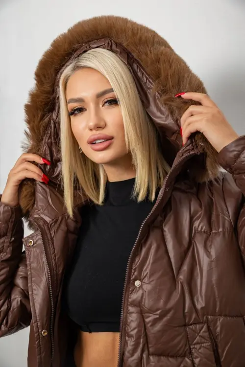 Куртка жіноча зимова коротка, колір коричневий, 244R865