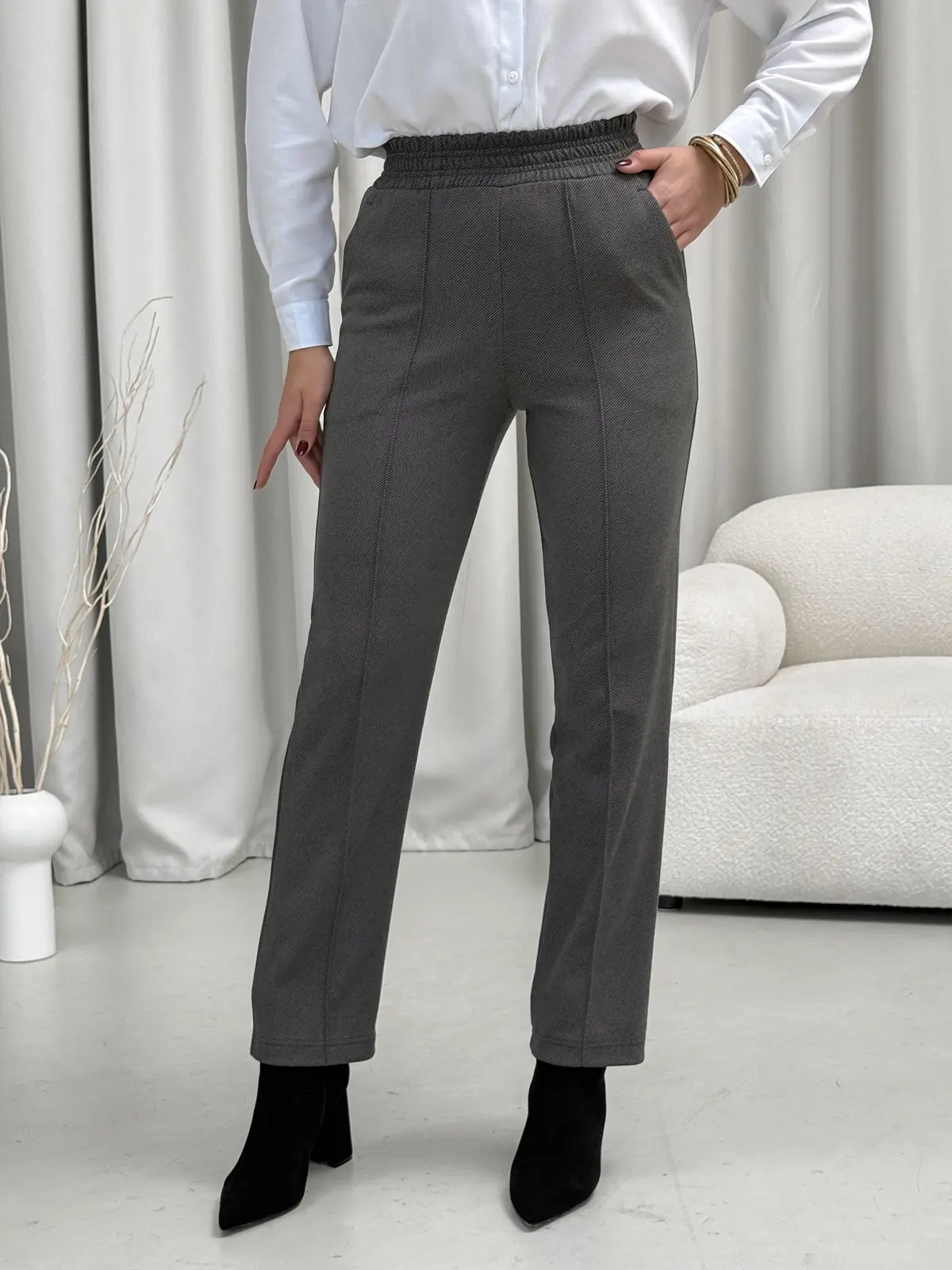 Cashmere Business Suit with Trousers and Vest Grey Merlini Blois