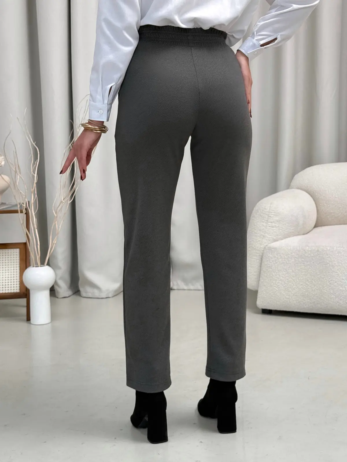 Cashmere Business Suit with Trousers and Vest Grey Merlini Blois