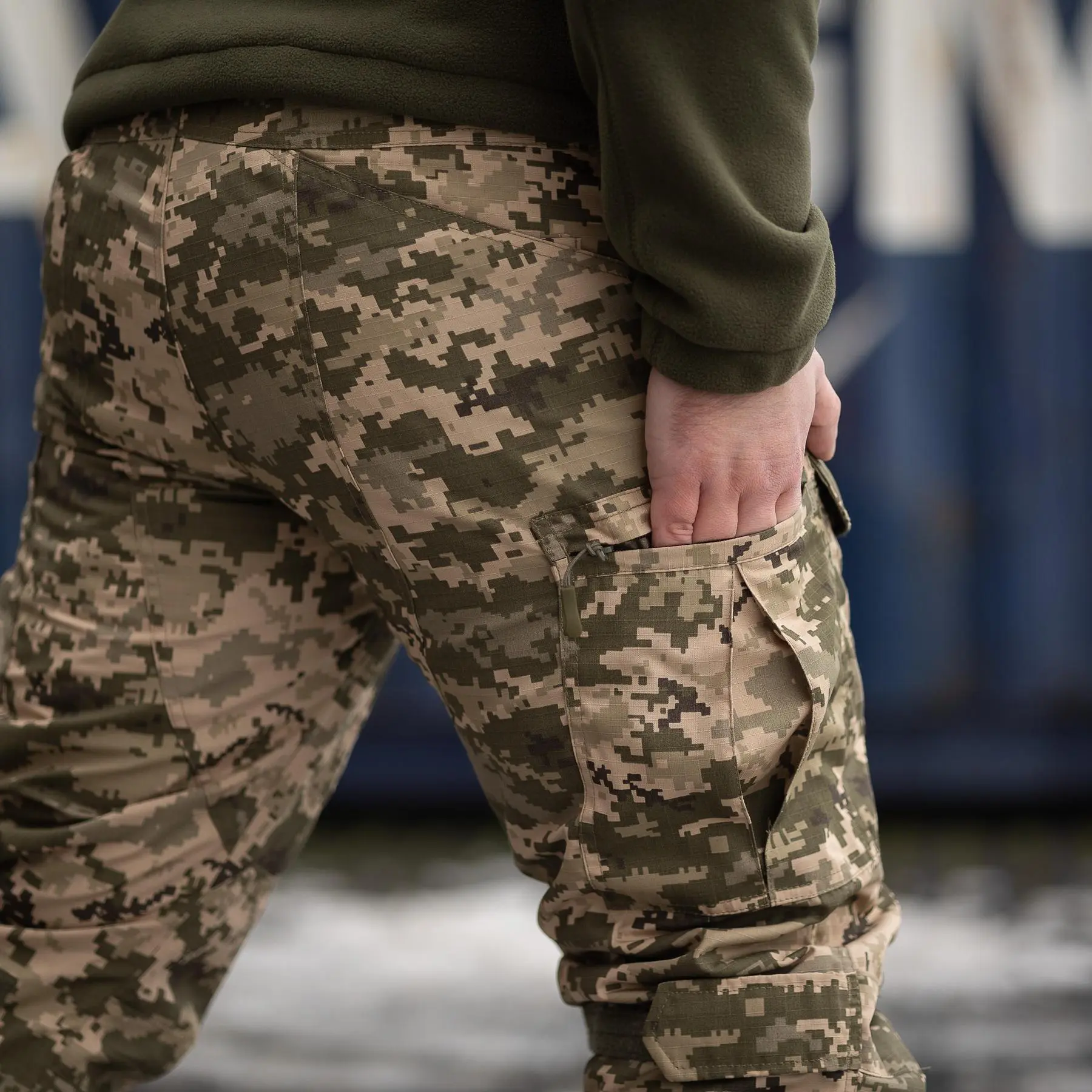Штани тактичні Grifon 13 кишень на флісі (Apex Gen-3 ) піксель (водовідштовхувальна тканина)