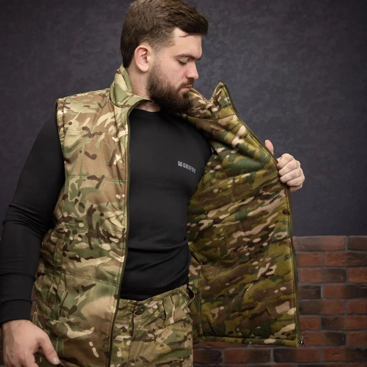 Військовий жилет піксель