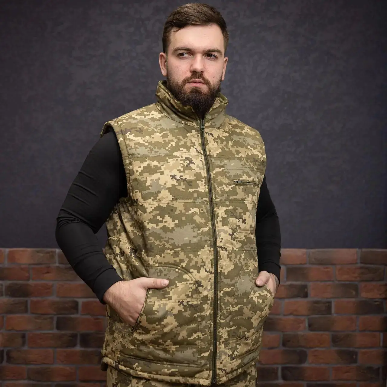 Військовий жилет піксель