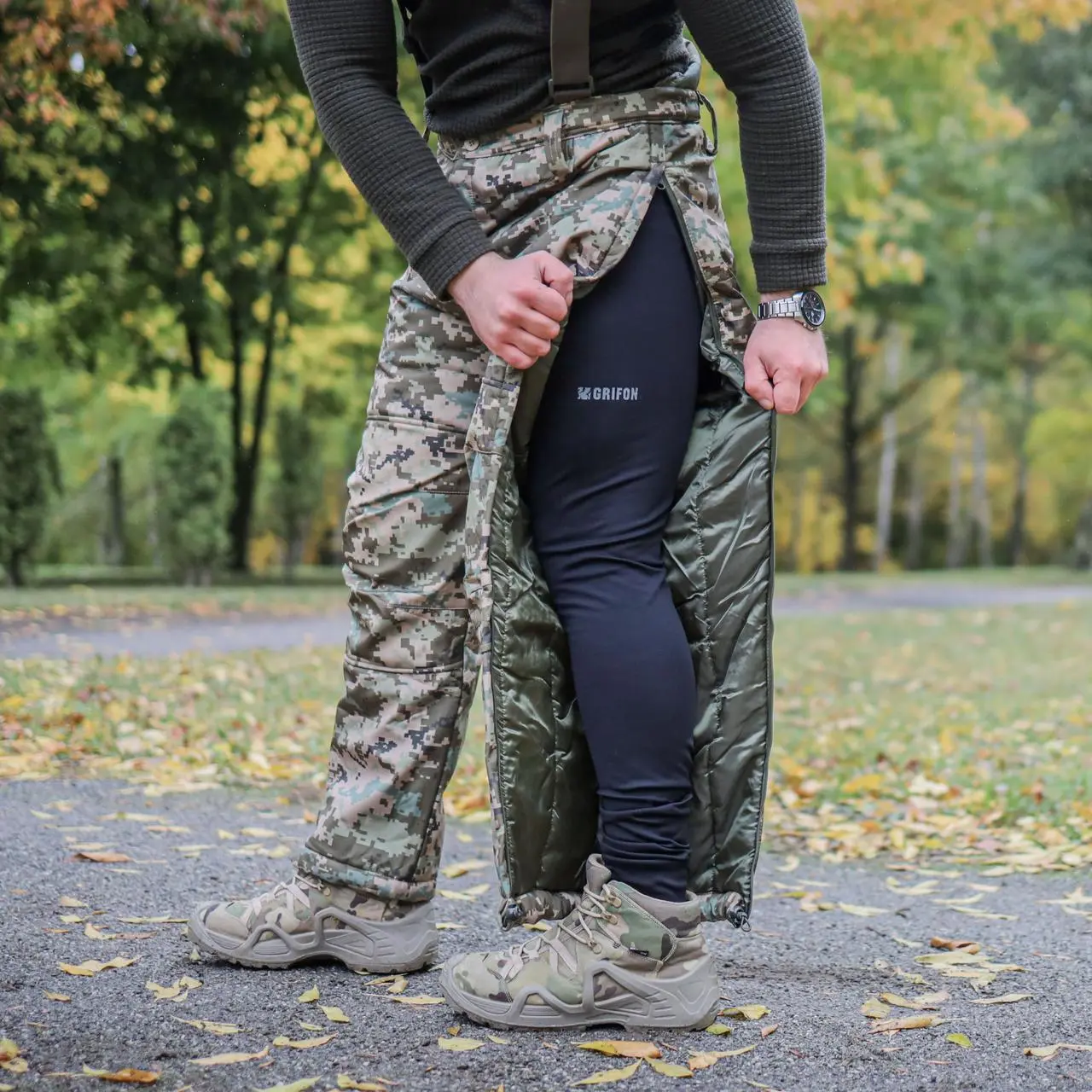 Штани військові з підтяжками на синтепоні (Піксель) Soft Shell