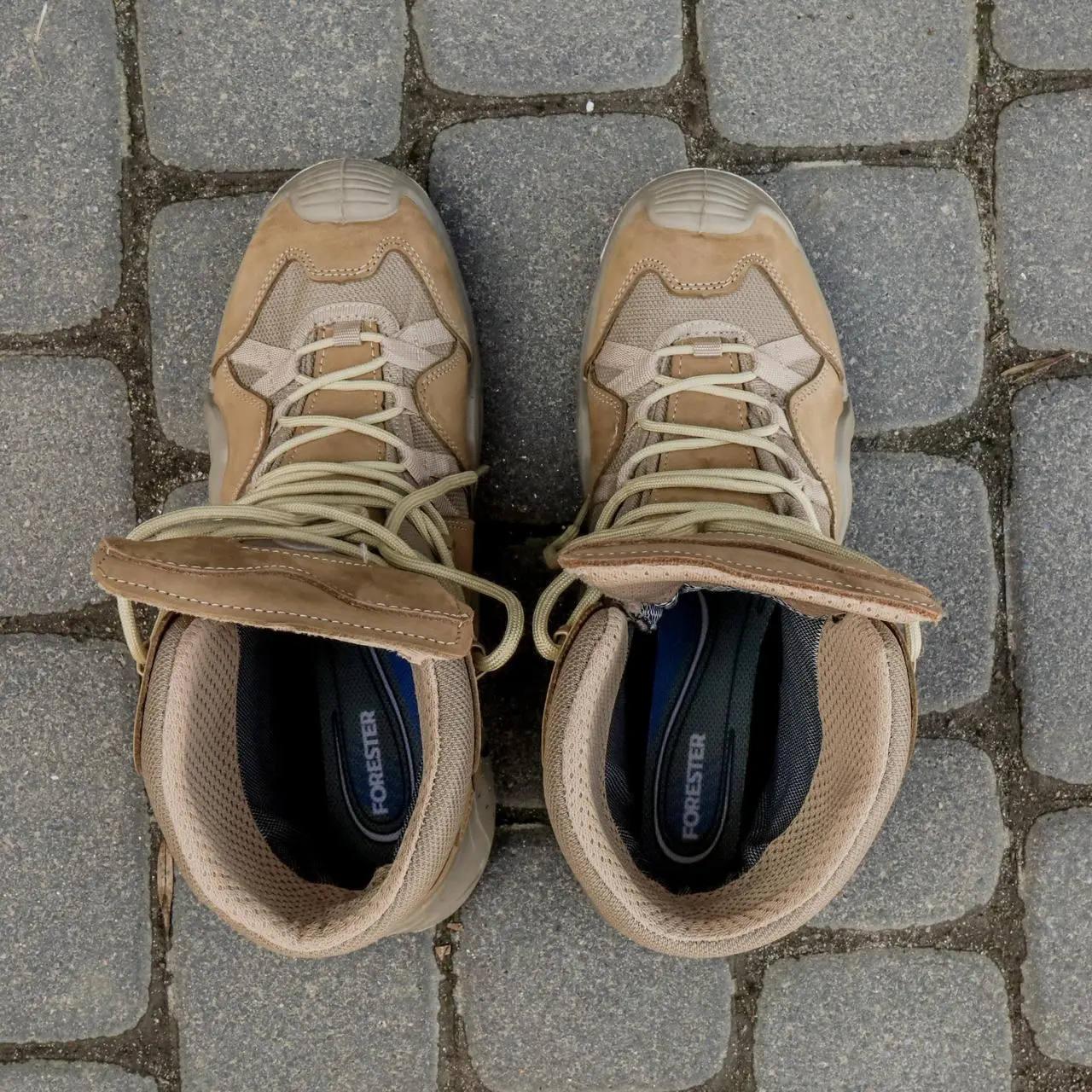 Берці тактичні Forester Waterproof пісок