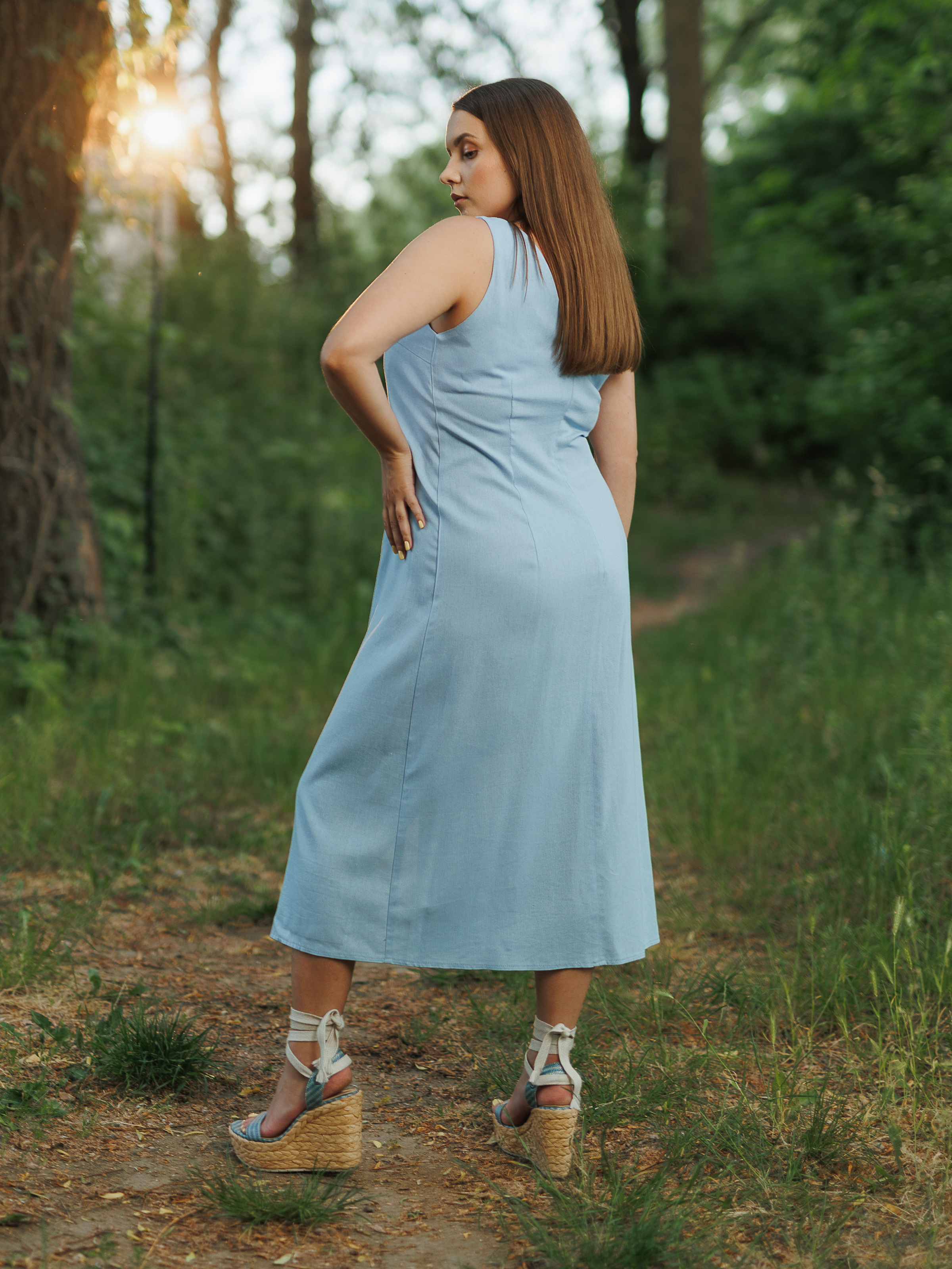 Платье из льна Елен голубое