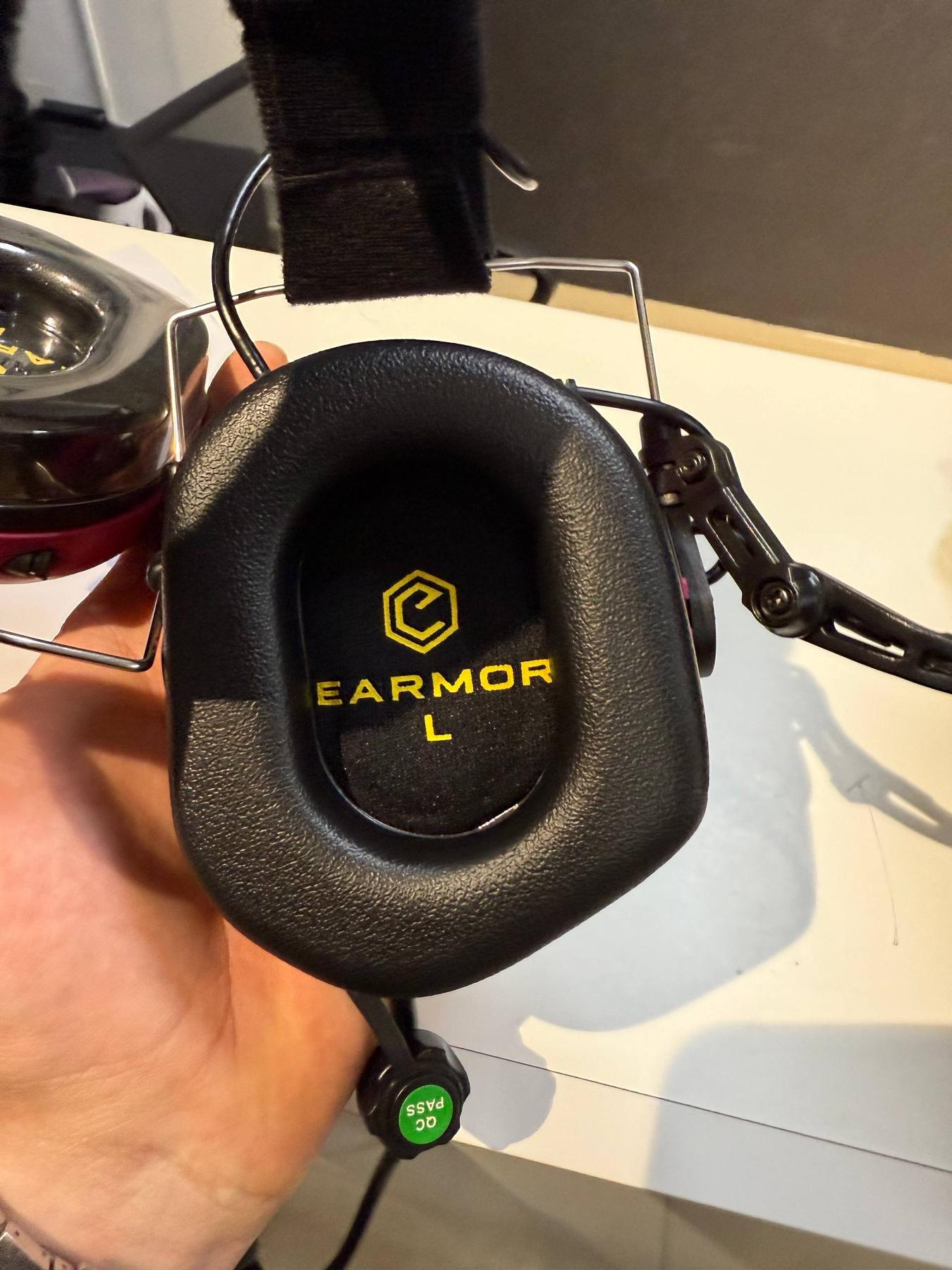 Активна гарнітура Earmor M32 Mod, Рожевий, З наголів'єм, 22, Single