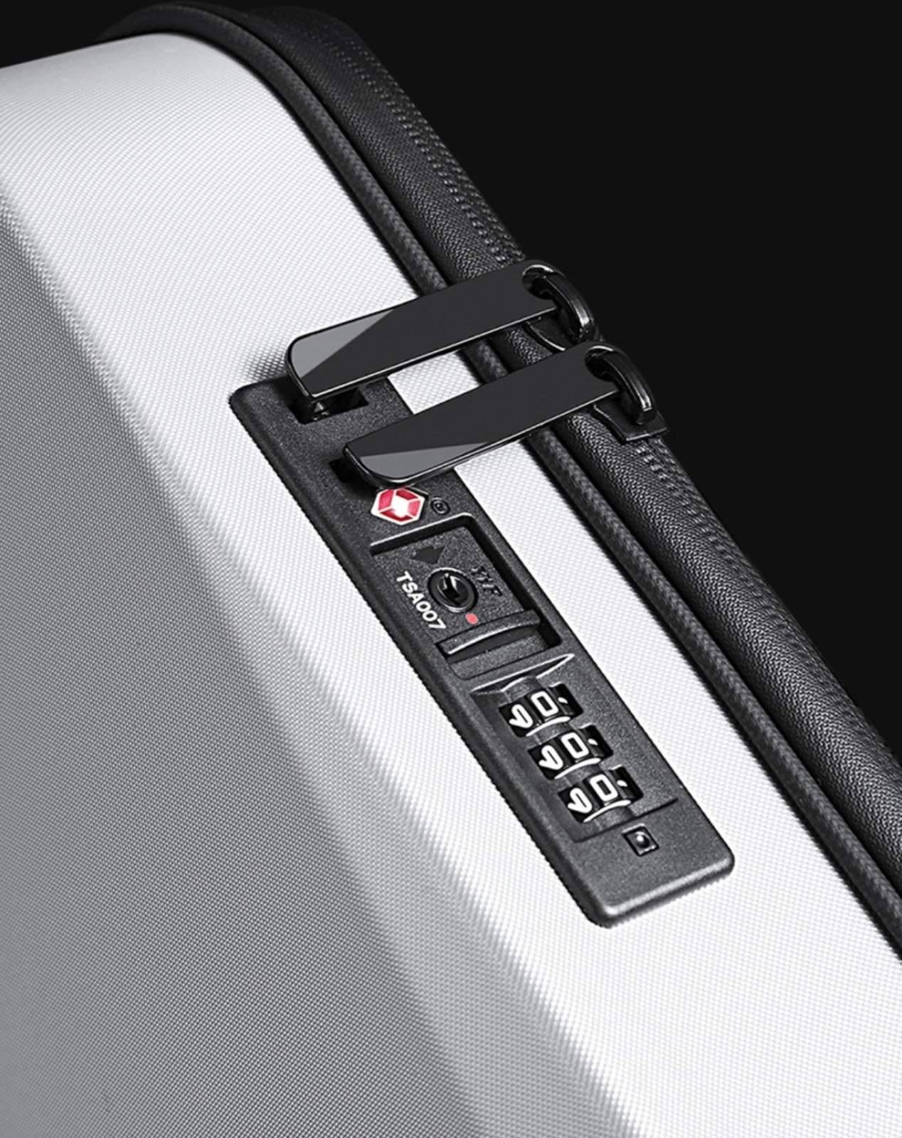 Рюкзак Bange з кодовим замком, чоловічий, міський c USB, для техніки, ноутбука до 15.6″, з твердим корпусом Чорний