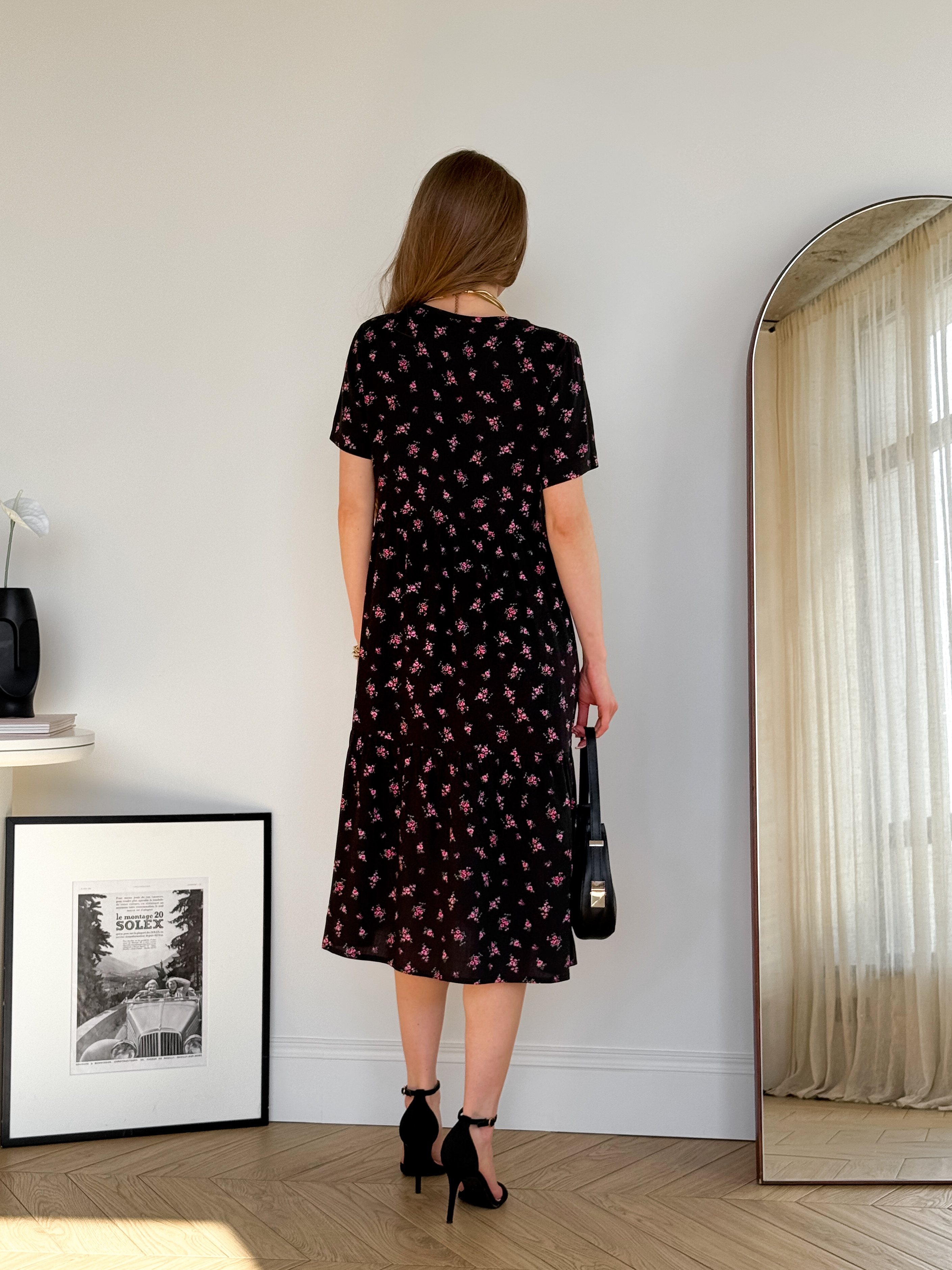 Summer floral print dress made of rayon in black Merlini Caserta