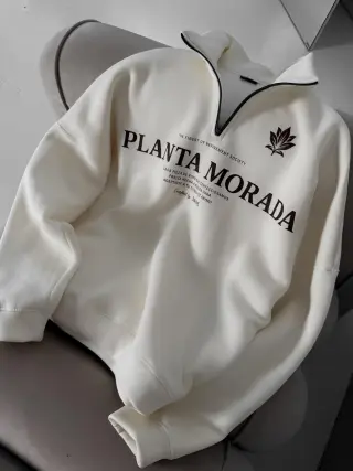 Коротка змійка Planta молоко