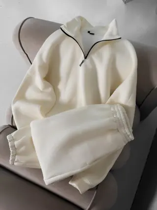 Костюм коротка змійка молоко