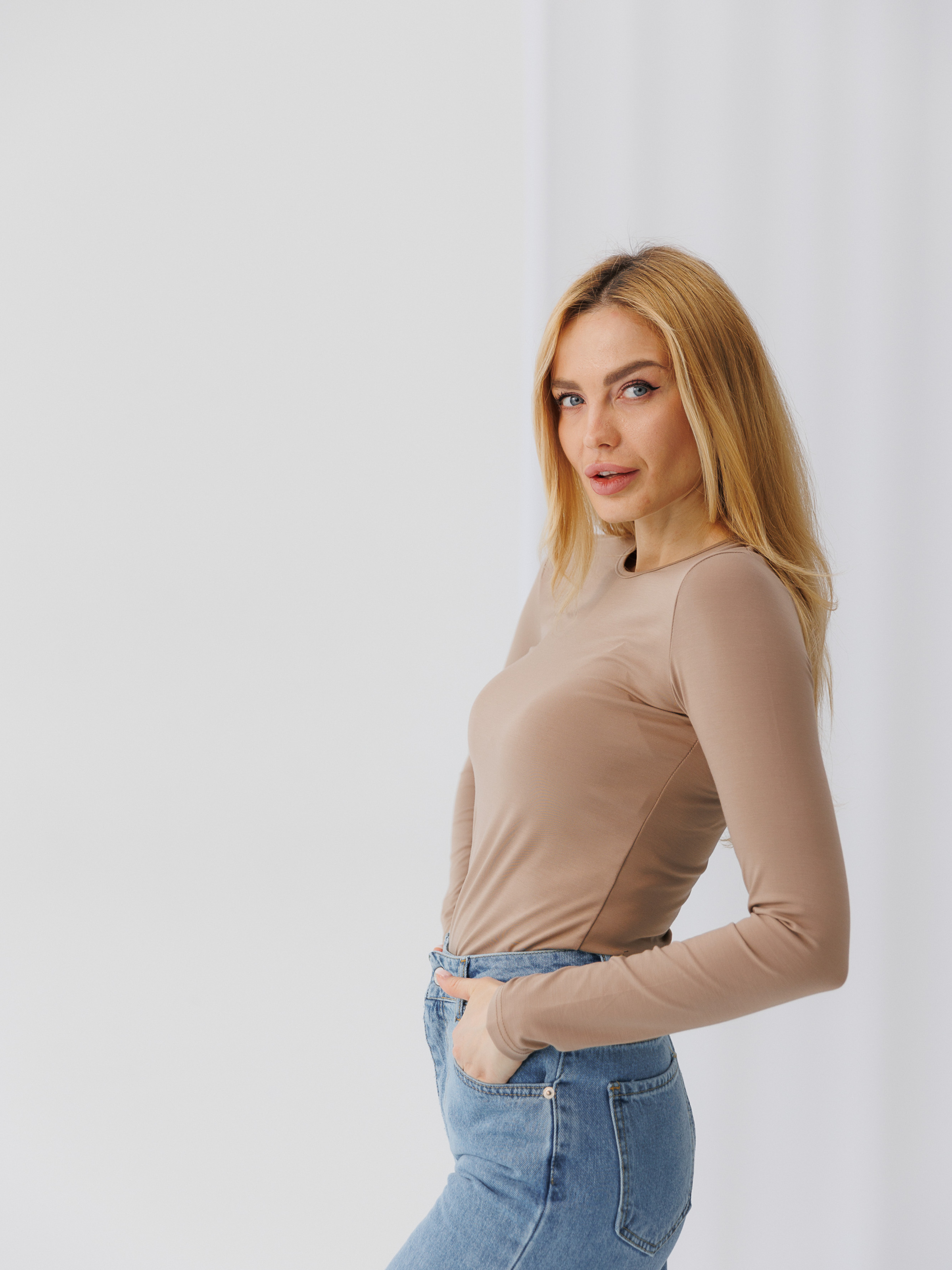 Nicki Beige Longsleeve