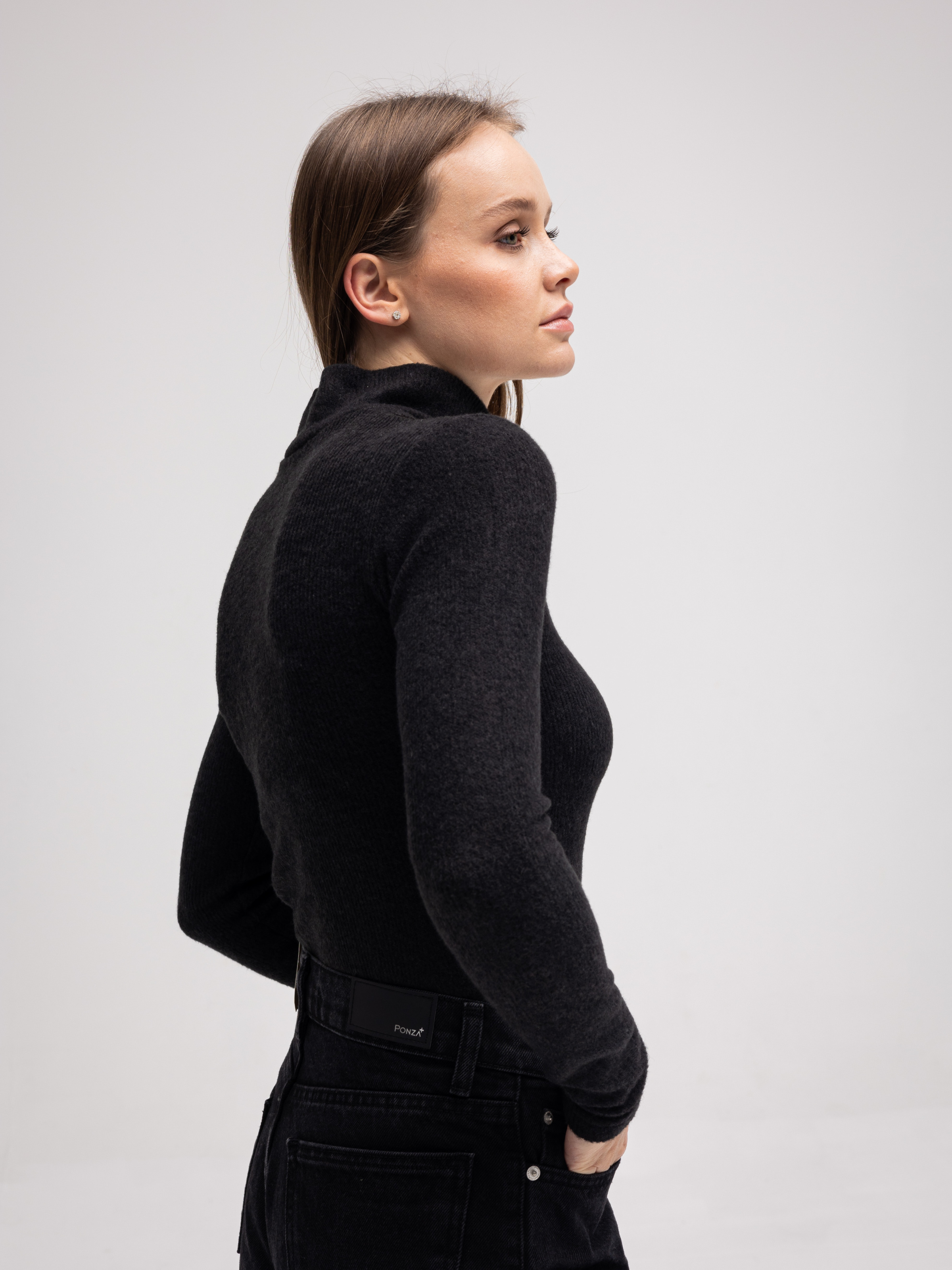 Keri Long-Sleeve Top with Cutout Black
