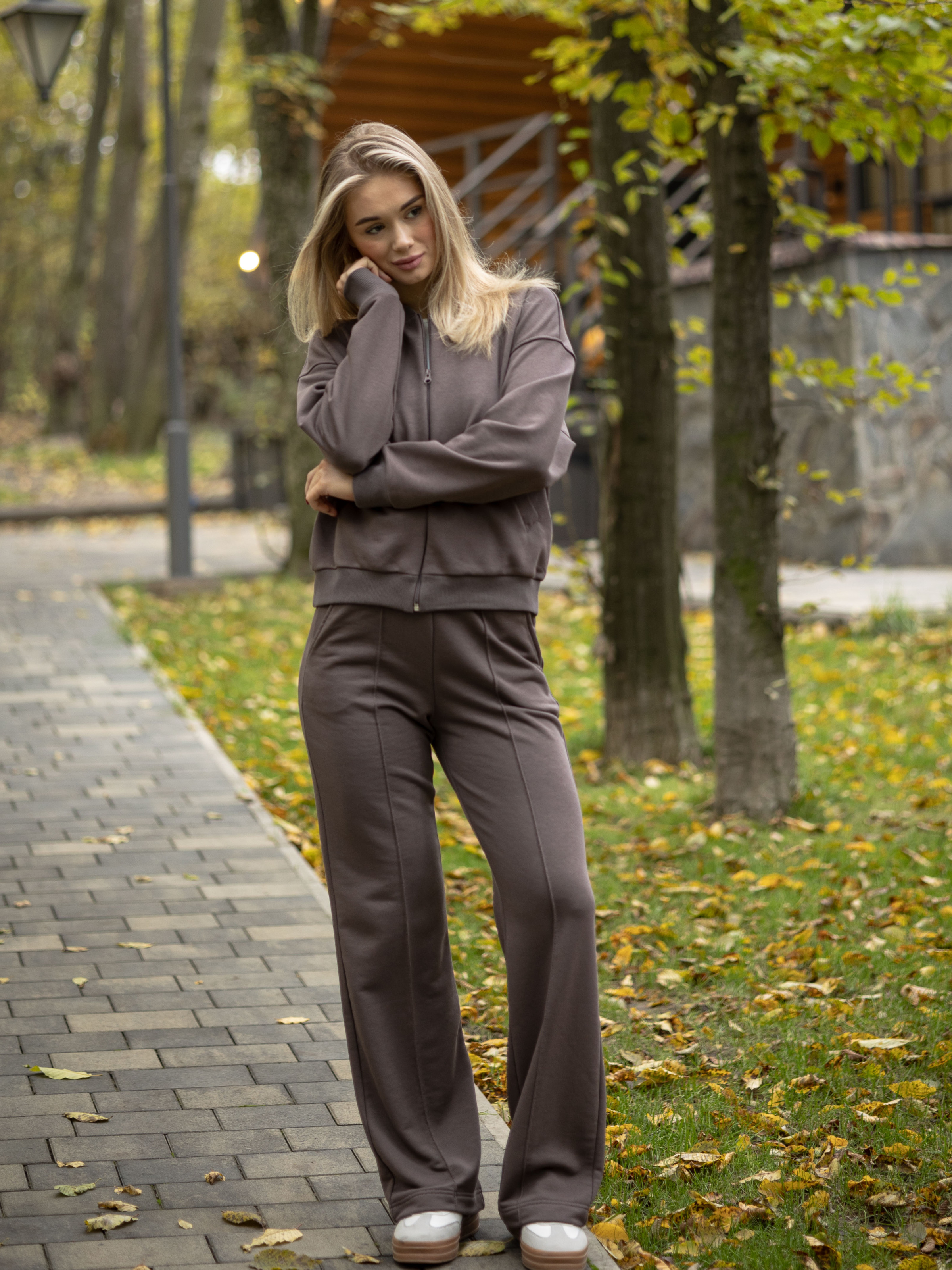 Women's Sports Suit from Fleece Khloya REVER Chocolate