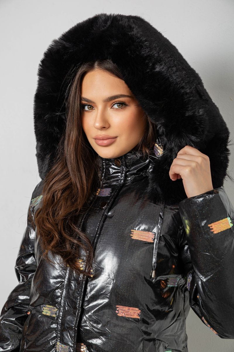 Куртка жіноча зимова коротка, колір чорний, 244R22-832