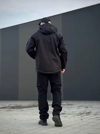 Військова куртка Проклеєна Чорна утеплена на флісі , Soft Shell Military Black БАТАЛИ