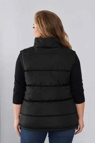 Women's demi-season vest, black color, 257R95